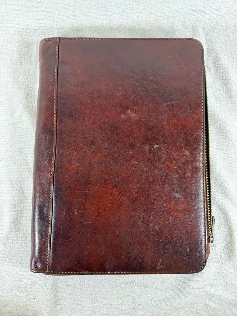 Vintage Time Resistance Classic Brown Leather Zip Folio Organizer